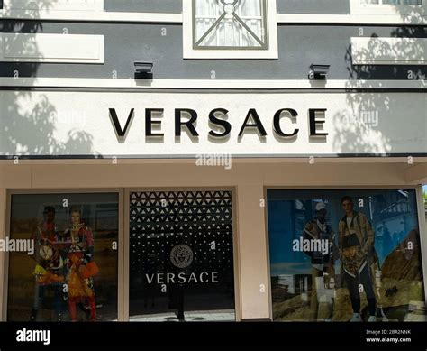 versace schoenen roermond|Versace Eindhoven Roermond .